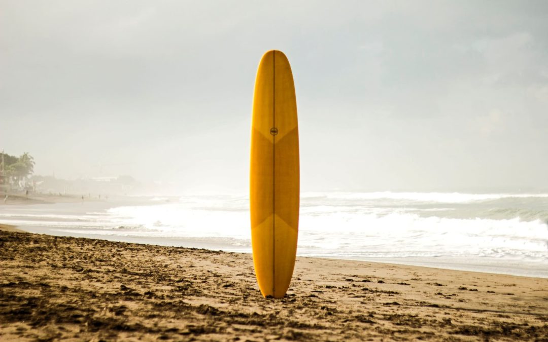 Les meilleures destinations pour faire du surf : spots légendaires dans le monde entier